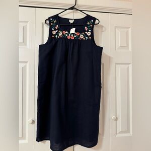 J. Crew Sleeveless Shift Dress in Navy Blue with Floral Embroidered Size L